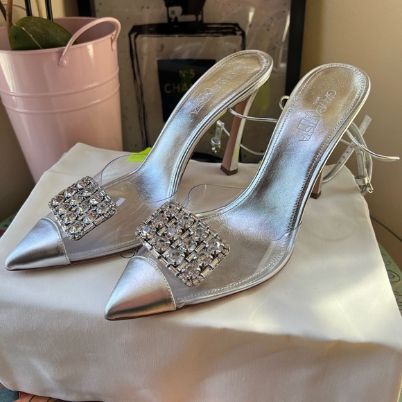 FINAL SALE💐GIAMBATTISTA VALLI crystal embellished pvc ankle-strap pumps 🍀 - Picture 3 of 15